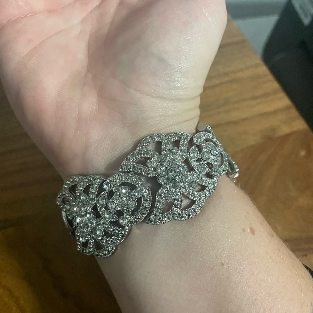 Bracelet - Picture 3 of 3
